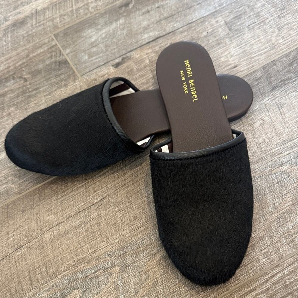 Henri Bendel New York Black Calf Hair Slides S/M